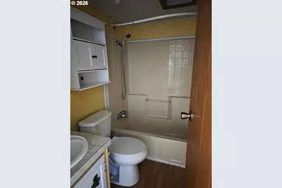 463 SE Gregory Dr, Winston, OR 97496 - Photo 9