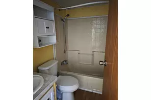 463 SE Gregory Dr, Winston, OR 97496 - Photo 9