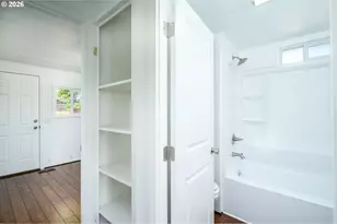 500 N Gilwood St, Carlton, OR 97111 - Photo 11