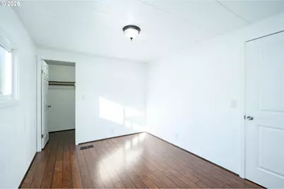 500 N Gilwood St #21, Carlton, OR 97111 - Photo 13