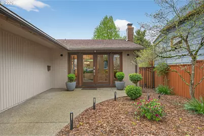 5615 SE Oak St, Portland, OR 97215 - Photo 5
