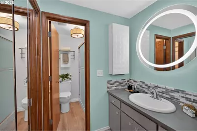 5615 SE Oak St, Portland, OR 97215 - Photo 25