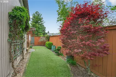 5615 SE Oak St, Portland, OR 97215 - Photo 41