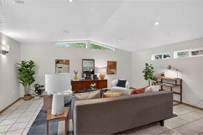 5615 SE Oak St, Portland, OR 97215 - Photo 13