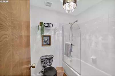 5615 SE Oak St, Portland, OR 97215 - Photo 31