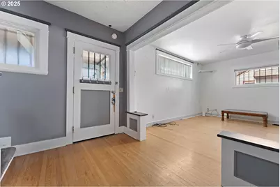 3403 NE Broadway St, Portland, OR 97232 - Photo 5