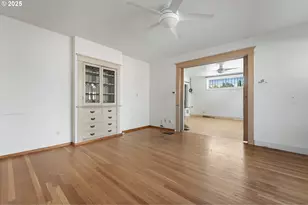 3403 NE Broadway St, Portland, OR 97232 - Photo 9