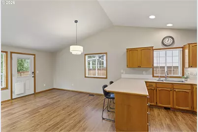1208 NE 17th Ave, Battle Ground, WA 98604 - Photo 9