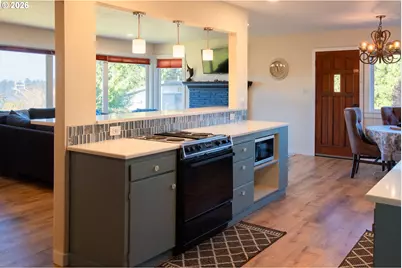 345 S Crestline Dr, Waldport, OR 97394 - Photo 7