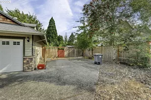 1175 NE Irene Ct, Hillsboro, OR 97124 - Photo 31