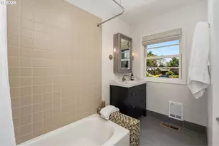 5623 SE Alder St, Portland, OR 97215 - Photo 25