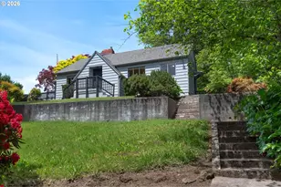 6810 SW Canyon Crest Dr, Portland, OR 97225 - Photo 33