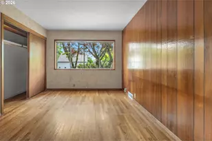6810 SW Canyon Crest Dr, Portland, OR 97225 - Photo 15