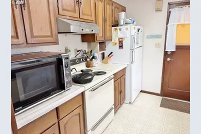 616 24th Ave, Seaside, OR 97138 - Photo 7