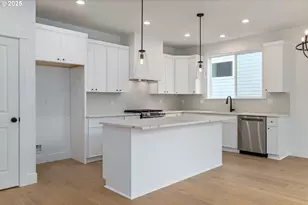 2263 SW Phyllis Pl, Gresham, OR 97080 - Photo 7