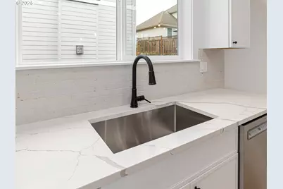 2263 SW Phyllis Pl, Gresham, OR 97080 - Photo 11