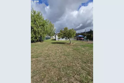 160 E Date St, Powers, OR 97466 - Photo 5