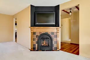 2015 Camellia Way, Woodburn, OR 97071 - Photo 7