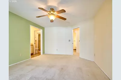 2015 Camellia Way, Woodburn, OR 97071 - Photo 15