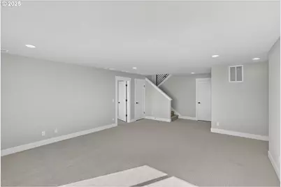 12188 SW Autumnview St, Tigard, OR 97224 - Photo 37