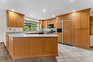 17501 NE Clackamas St, Portland, OR 97230 - Photo 5