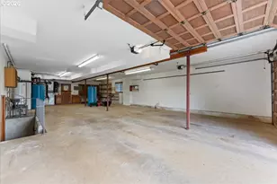 17501 NE Clackamas St, Portland, OR 97230 - Photo 35