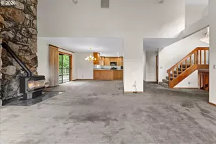17501 NE Clackamas St, Portland, OR 97230 - Photo 9