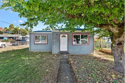 805 C St, Myrtle Point, OR 97458 - Photo 25