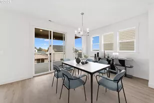 811 Misty Ln, Forest Grove, OR 97116 - Photo 3