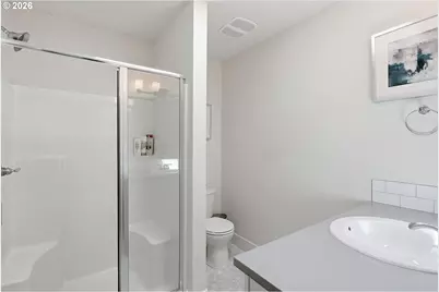 10045 SE Clinton St, Portland, OR 97266 - Photo 15