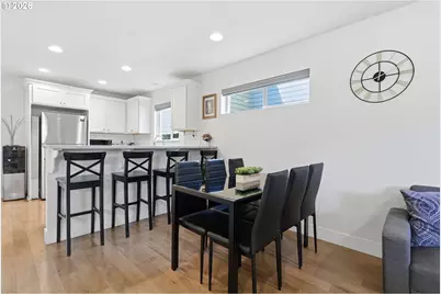 10045 SE Clinton St, Portland, OR 97266 - Photo 7