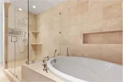 1920 S River Dr #E902, Portland, OR 97201 - Photo 39