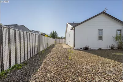 101 Pleasant View Loop, Roseburg, OR 97471 - Photo 33
