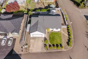 101 Pleasant View Loop, Roseburg, OR 97471 - Photo 37