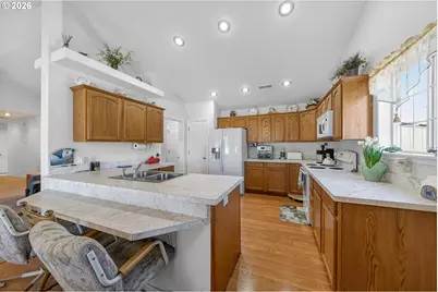 101 Pleasant View Loop, Roseburg, OR 97471 - Photo 11