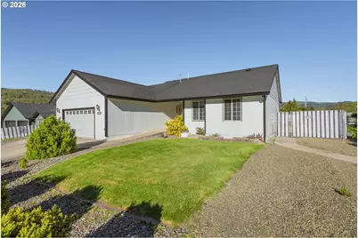 101 Pleasant View Loop, Roseburg, OR 97471 - Photo 5