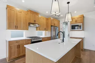 6624 SE Kinnaman St, Hillsboro, OR 97123 - Photo 9