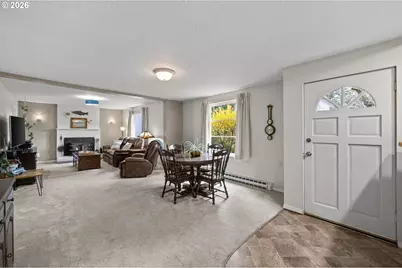 2846 SE 131st Ave, Portland, OR 97236 - Photo 3