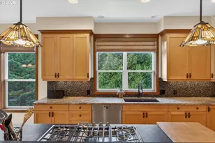 1531 NW Morgan Ln, Portland, OR 97229 - Photo 13