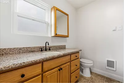 1025 NW Prindle St, Chehalis, WA 98532 - Photo 15