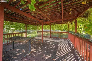 550 S State St, Sutherlin, OR 97479 - Photo 29