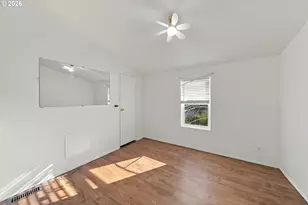 550 S State St, Sutherlin, OR 97479 - Photo 19