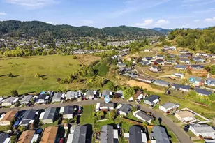 550 S State St, Sutherlin, OR 97479 - Photo 37