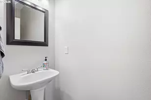 10140 SW Molly Ct, Portland, OR 97223 - Photo 9