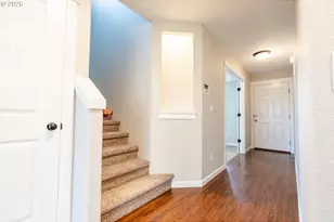 489 Tulip Ave, Woodburn, OR 97071 - Photo 3