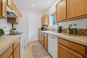 1120 Alyssum Ave, Forest Grove, OR 97116 - Photo 11