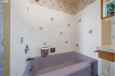 5240 Sollie Smith Rd N, Tillamook, OR 97141 - Photo 19