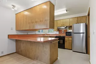 36926 Edgehill Rd, Springfield, OR 97478 - Photo 11