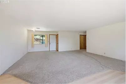 36926 Edgehill Rd, Springfield, OR 97478 - Photo 25