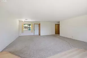 36926 Edgehill Rd, Springfield, OR 97478 - Photo 25
